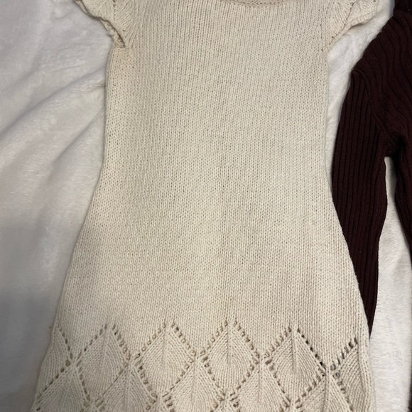 Sweaters - Picture 3 of 3